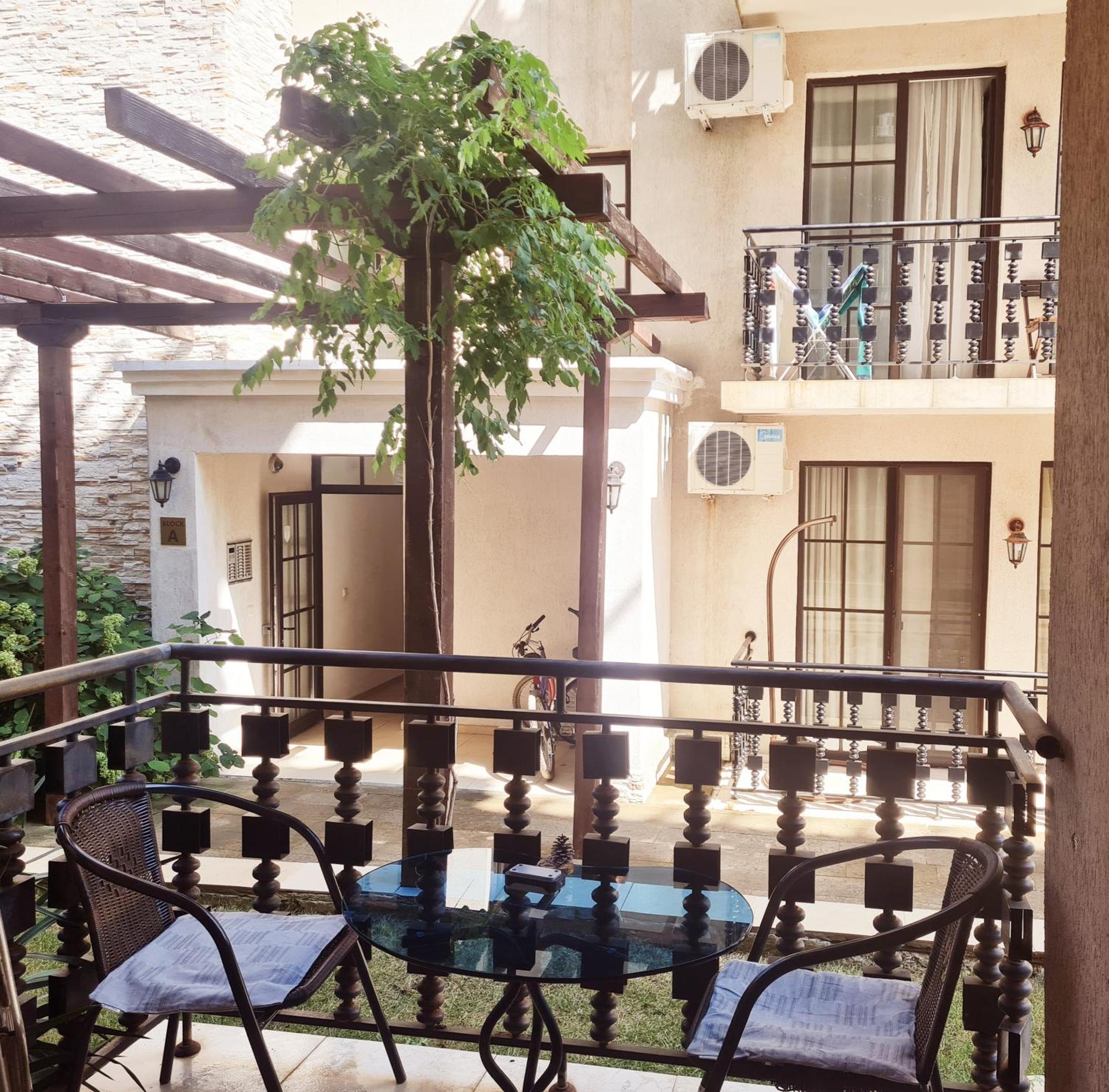 Almi - The Cliff Apartment Obzor