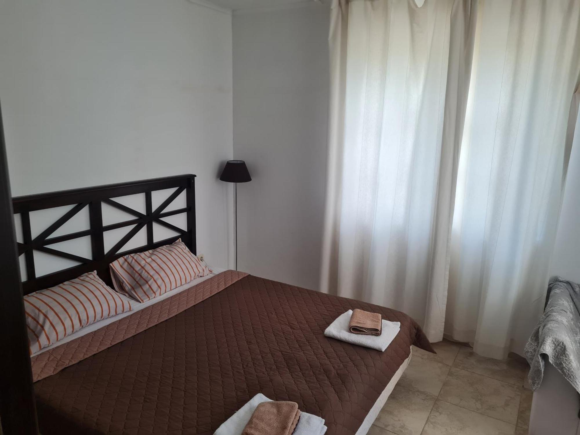 Almi - The Cliff Apartment